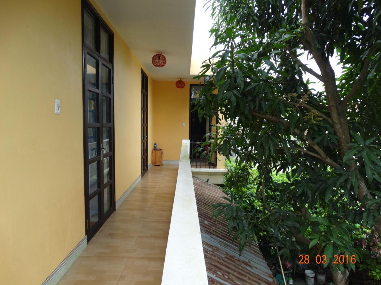 Yellow House Homestay Hoi An Exterior foto